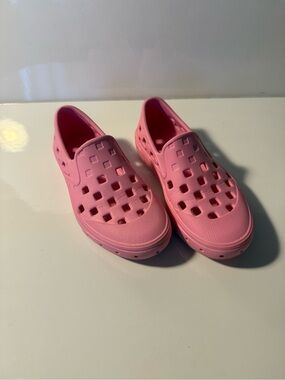 Vans Trek Slip-on water shoes Big Kid's Girls size 3 color pink